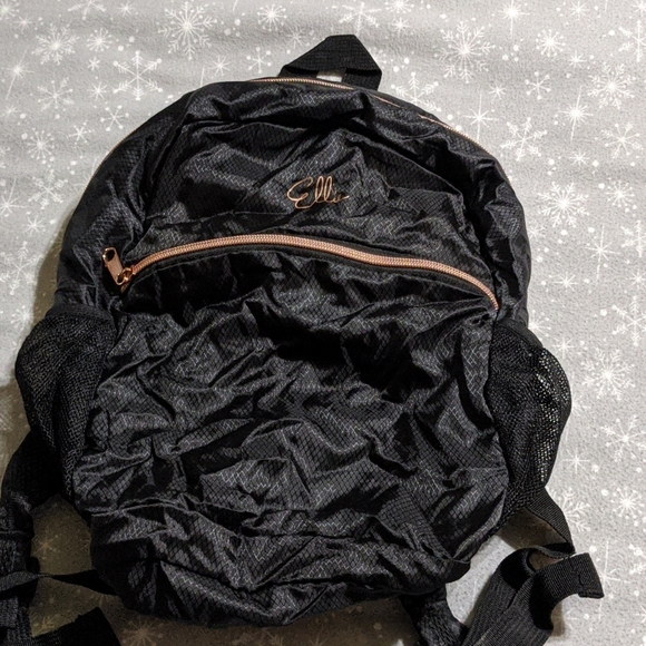 Compactable backpack - Picture 1 of 2